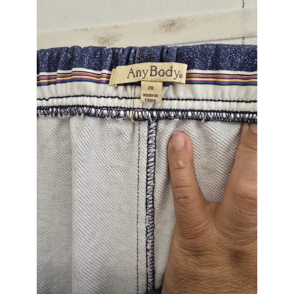 AnyBody Women's Plus 2X Indigo Wash Denim Effect French Terry Jeans - Picture 5 of 9